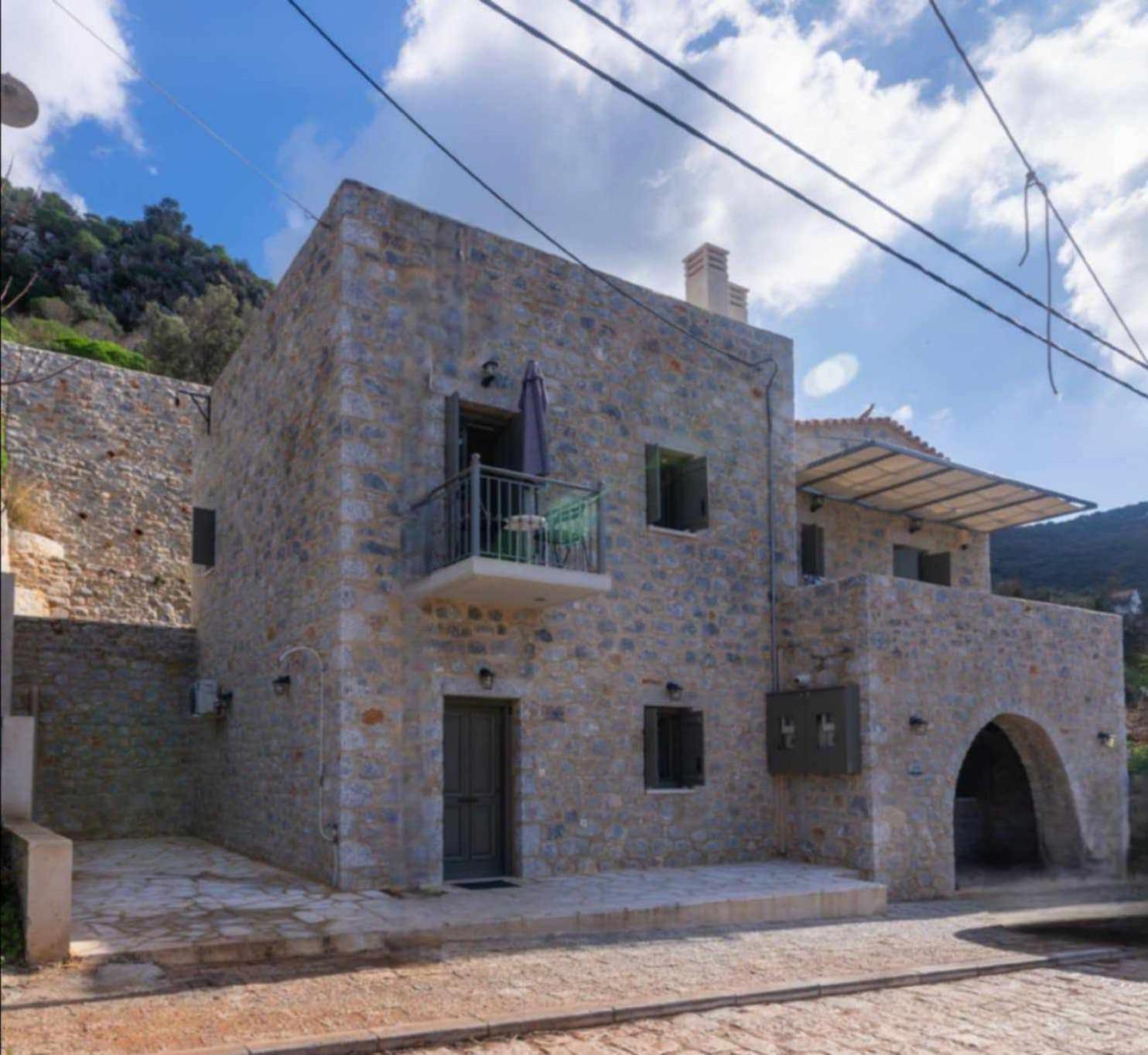 Vina'S Stone House Villa Liménion Exteriör bild